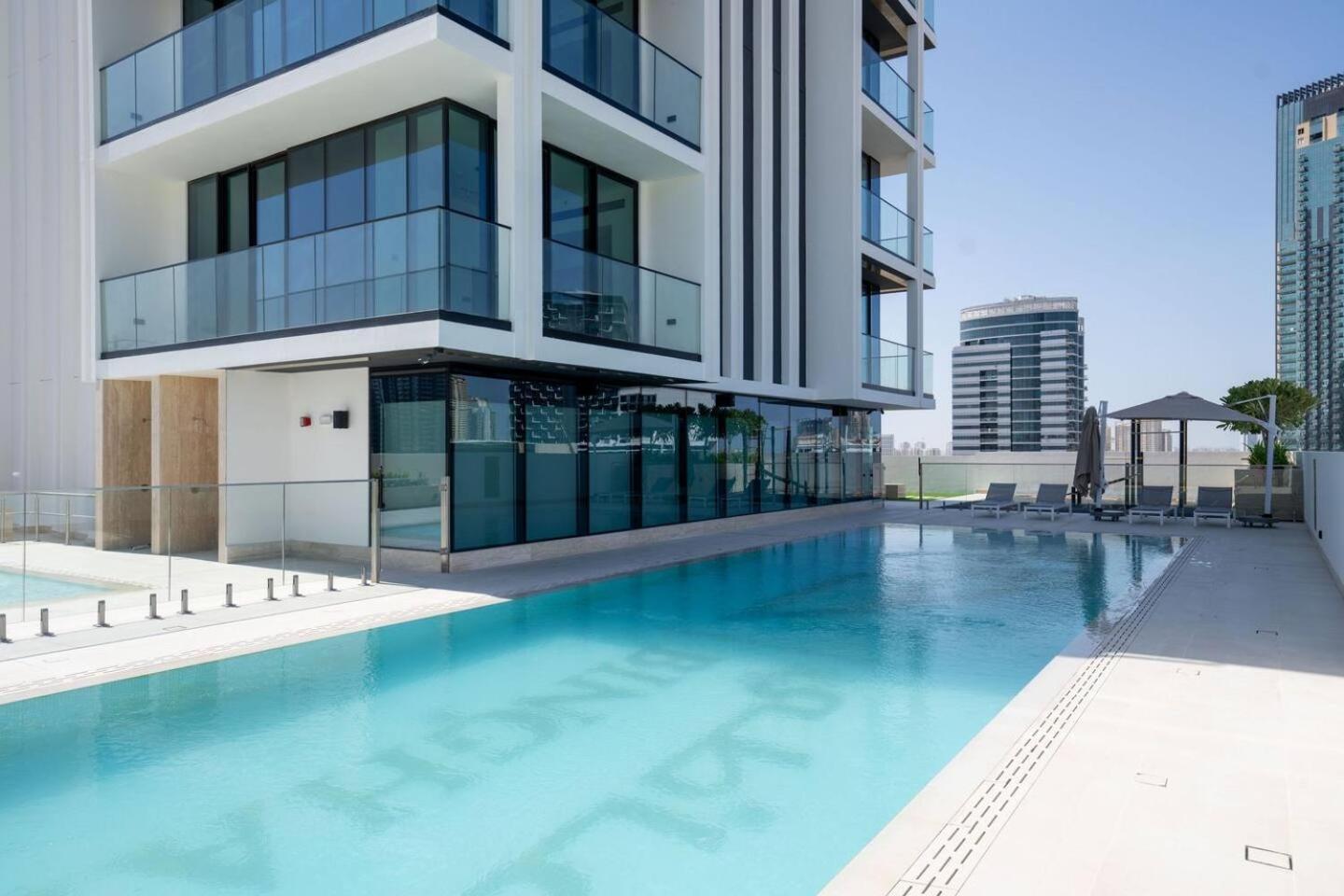 Stylish 1br With Garden View In Jvc